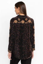 Load image into Gallery viewer, GEORGINA VELVET OVERSIZED SHIRT
