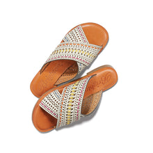 Load image into Gallery viewer, Amanda Flat Sandals
