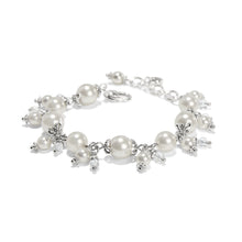 Load image into Gallery viewer, Pearl-icious Bracelet
