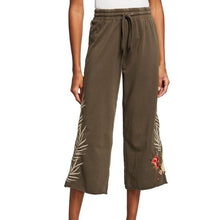 Load image into Gallery viewer, NOHEA FRENCH TERRY CROPPED PANT
